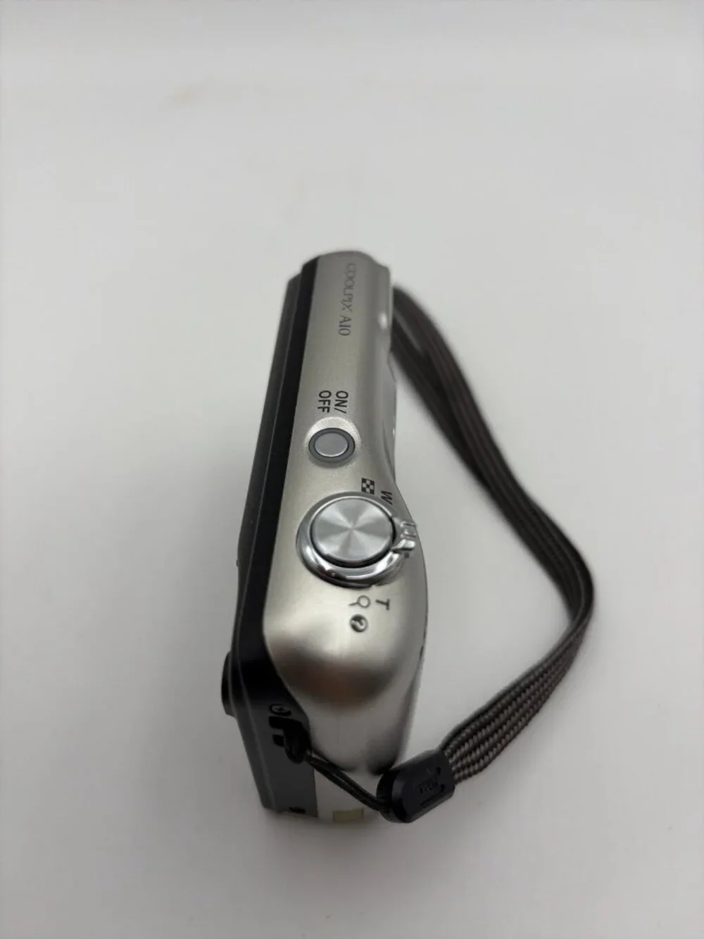 Nikon Coolpix A10 Silver 16.1MP Digital Camera Tested Working